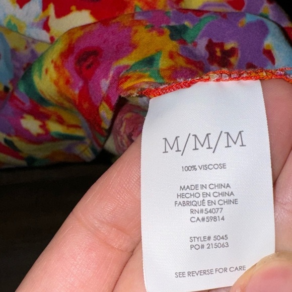 CAbi LUISA Summer Yellow Red Scoop Neck Floral Print Tank Top Size M #5045 - Picture 3 of 4